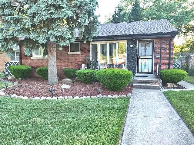 434 Merrill Ave photo 1