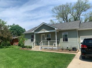 708 Elma Ave, Elgin, IL 60120