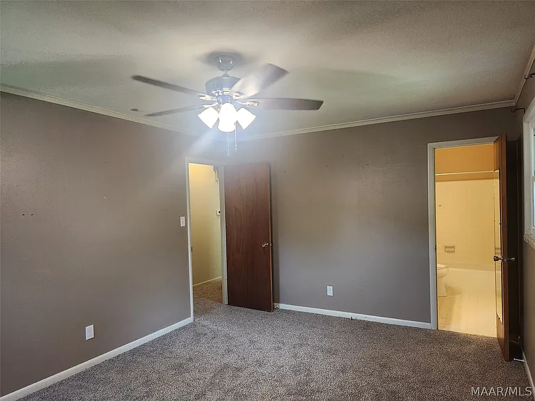 1203 Oates Rd — Photo 36