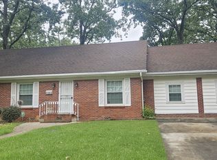 7302 Woodside Ln, Little Rock, AR 72205