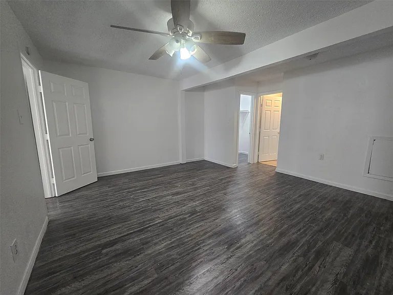 7518 Hummingbird Ln — Photo 10