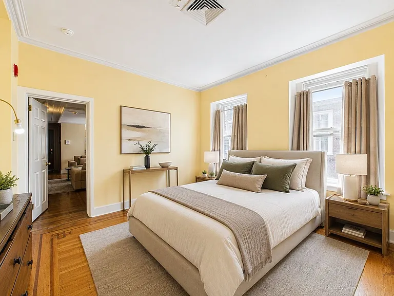 1619 Green Street — Photo 10