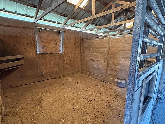 4th image of 3240-3310 Band Rd