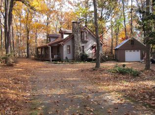 1384 Smokey Rd, Newnan, GA 30263