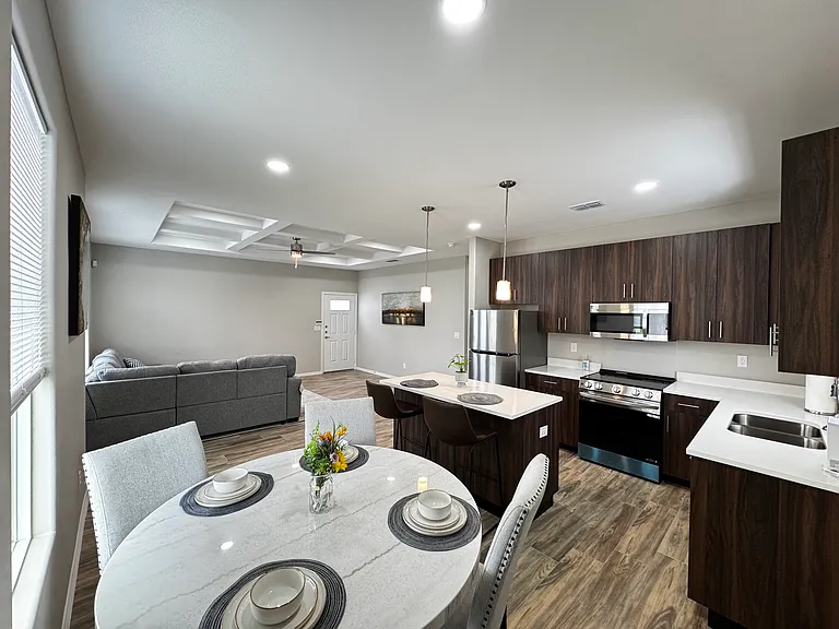 4209 La Vista Ave #5 — Photo 6