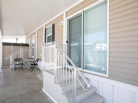 3rd image of 5642 Oak Ridge Ave