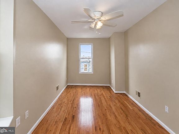 4th image of 215 N Luzerne Ave