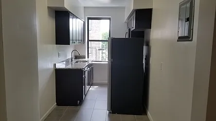 Rented by Realty Queens LLC