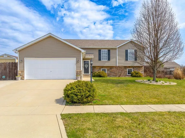 706 Chandler Dr, Westville, IN 46391