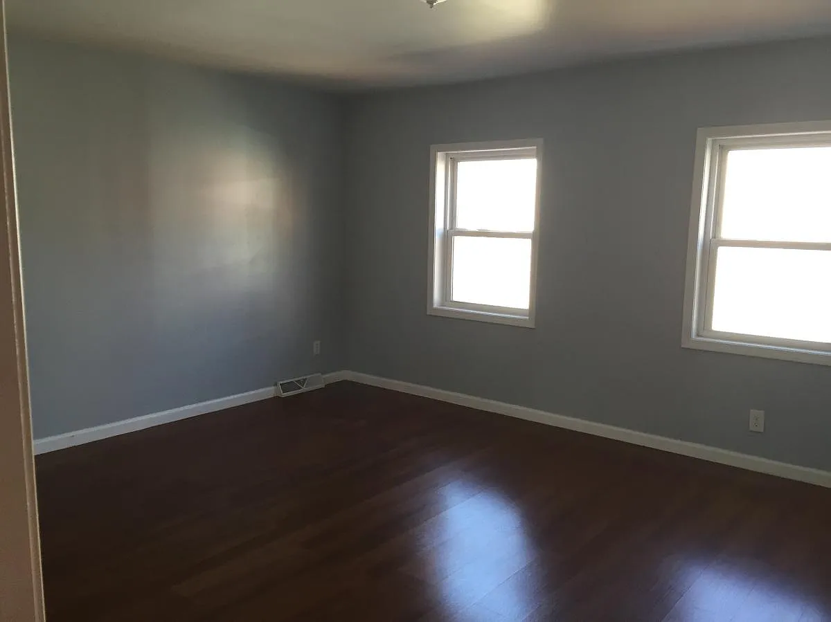 2 bed, $1,400 — Photo 4
