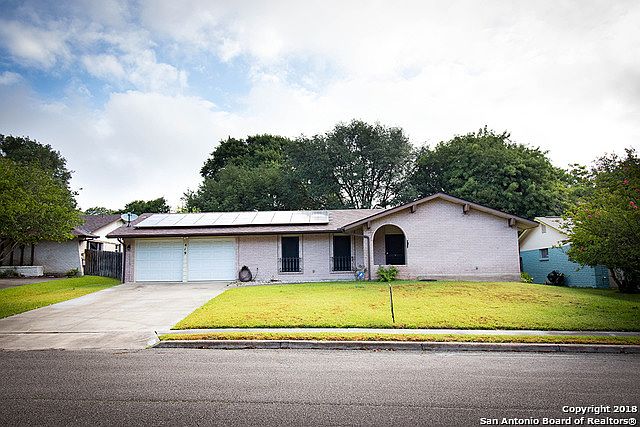 1st image of 419 De Soto Dr