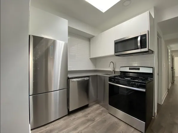 1237 Emerson St #A, Evanston, IL 60201