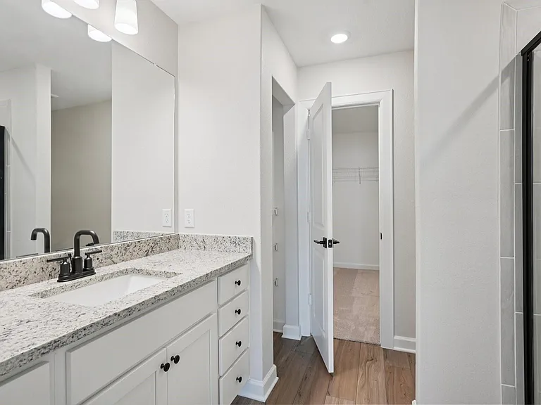 1006 Whispering Winds Dr — Photo 18