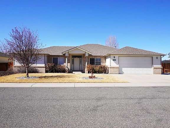 2nd image of 645 W Pagosa Dr