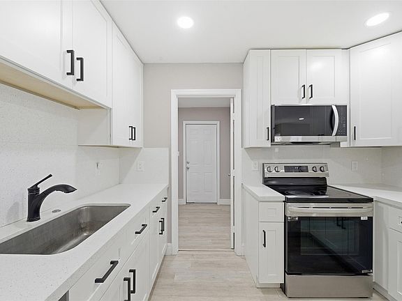 2nd image of 1287 NW 31st Way