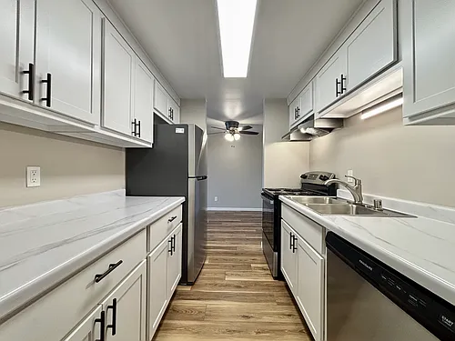 1116 Ann St Photo 1