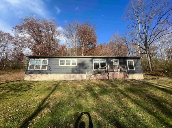 2716 Right Freemans Creek Rd, Weston, WV 26452