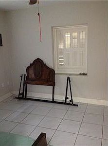 4th image of 625 Almeria Ave APT 1