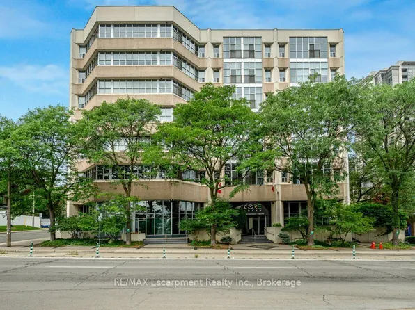 66 Bay St S #107, Hamilton, ON L8P 4Z6