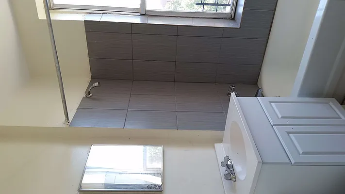 Rented by Signature Property Realty | media 33