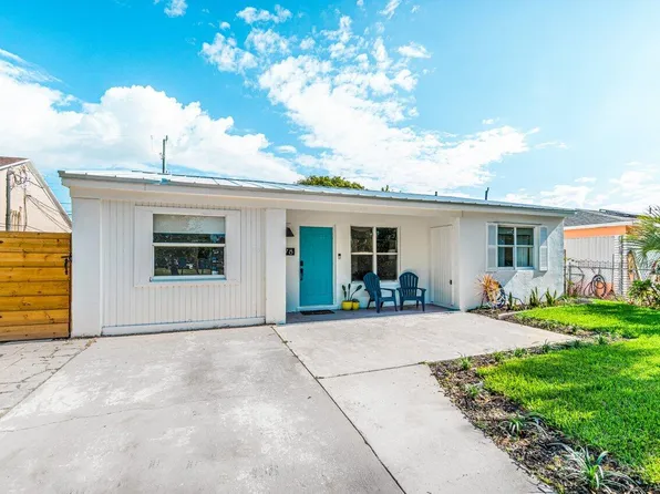 178 E 22nd Court, Riviera Beach, FL 33404