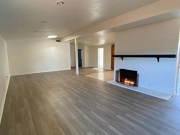 3rd image of 2216 Anaheim Ave