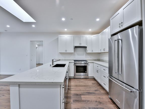 5th image of 124 San Bruno Ave #2