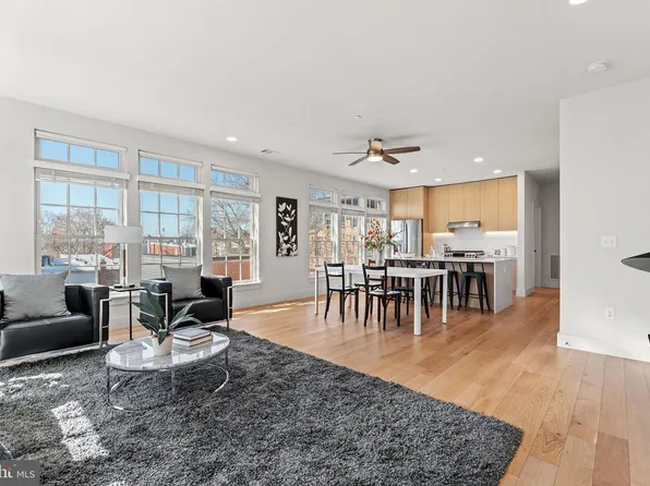 1309 E St SE #16, Washington, DC 20003