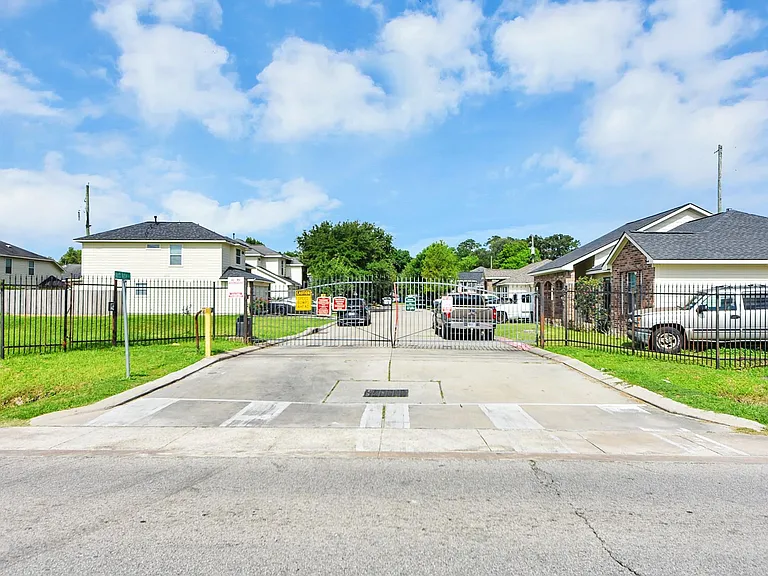 201 S Native Ln — Photo 34