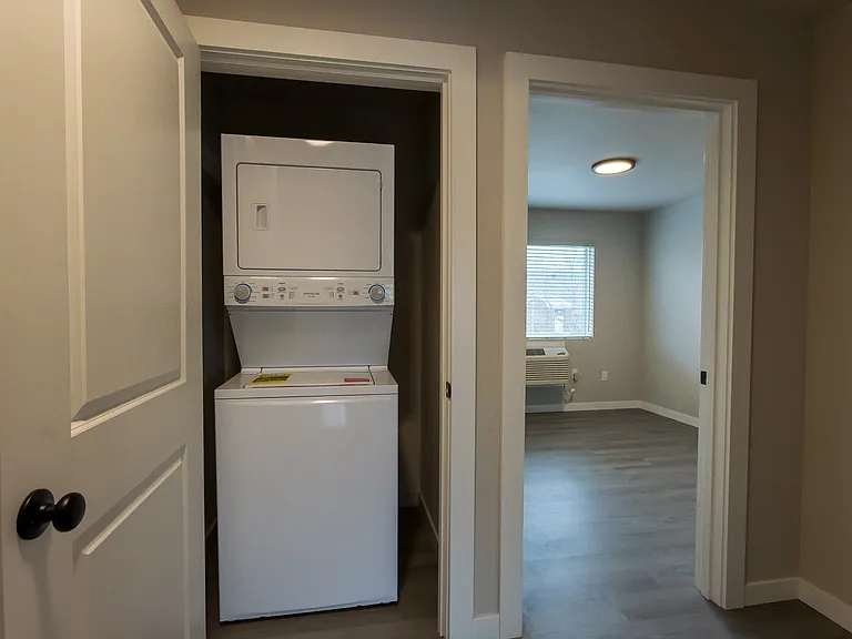 Waverly Townhomes — Photo 18