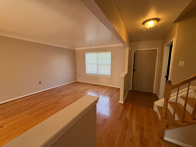 4005 Blakney Ln SE — Photo 5