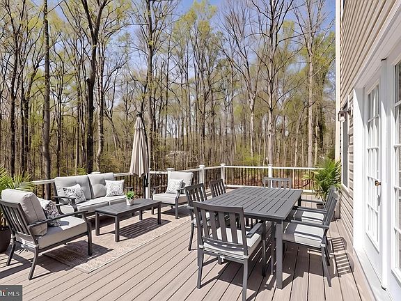 2nd image of 15 Riva Ridge Ln