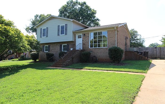 1st image of 1766 Colony Rd