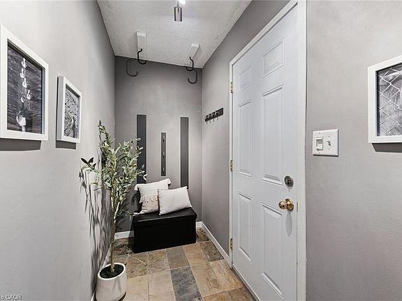 4th image of 461 Beechwood Pl #47