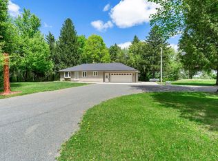 7047 Humber Trl NE, North Branch, MN 55056