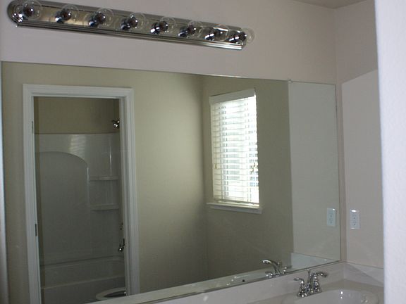 2nd image of 1929 Canyon Oaks Cir