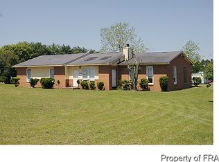 6210 Rockfish Rd, Hope Mills, NC 28348