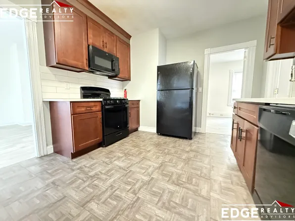 76 Antwerp St, Brighton, MA 02135