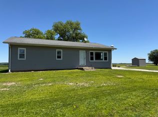 861 Indian Ridge Rd, Jacob, IL 62950