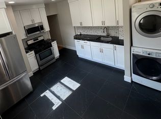 232 John St #2R, Elizabeth, NJ 07202