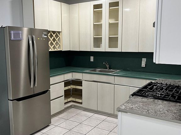 3rd image of 243 Center Ave Floor 2