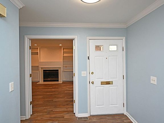 4th image of 3778 Ashworth Dr