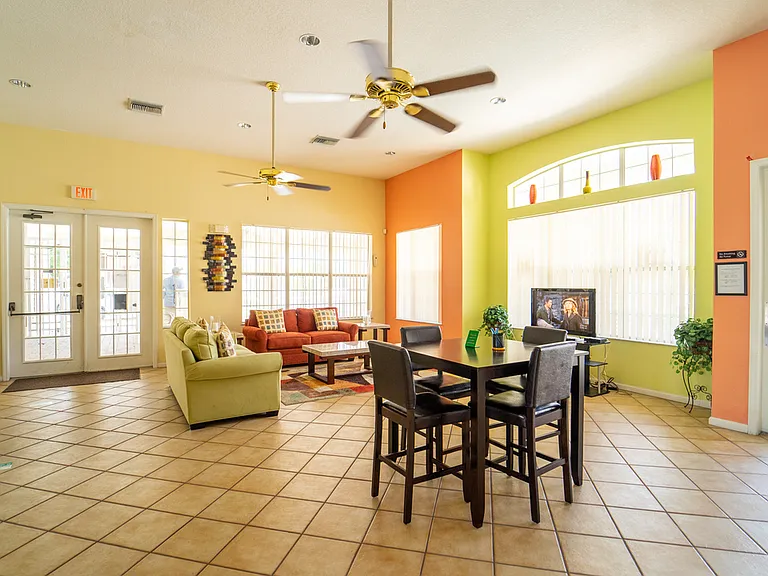 Palmetto Trace Apartments — Photo 10