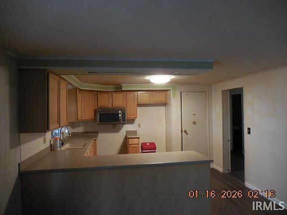 2nd image of 10508 N Meridian Rd