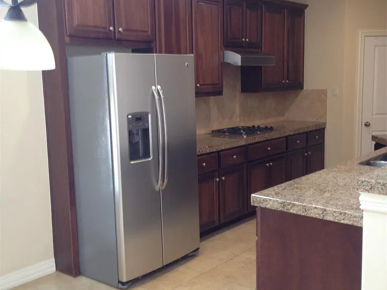 2038 Palm Forest Ln — Photo 8