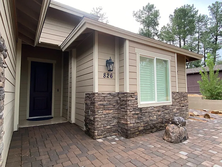 826 Hemlock Ave — Photo 5