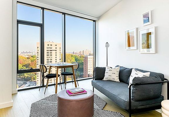 5th image of 196 Willoughby St #19D