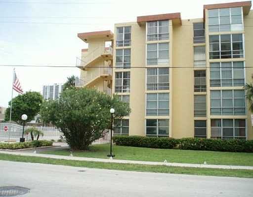 2nd image of 200 172nd St #41