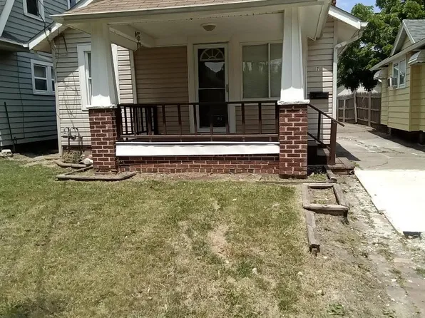 1740 Duncan Rd, Toledo, OH 43613