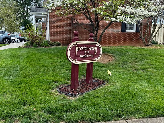 2nd image of 212 Academy St APT 3